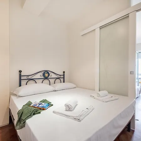 Apartment & Comfy With Veranda